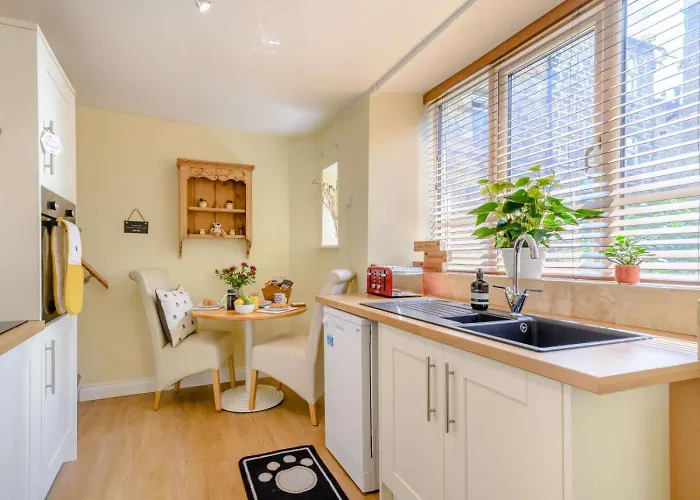 1 Bed In Harrogate Oc-88520 *